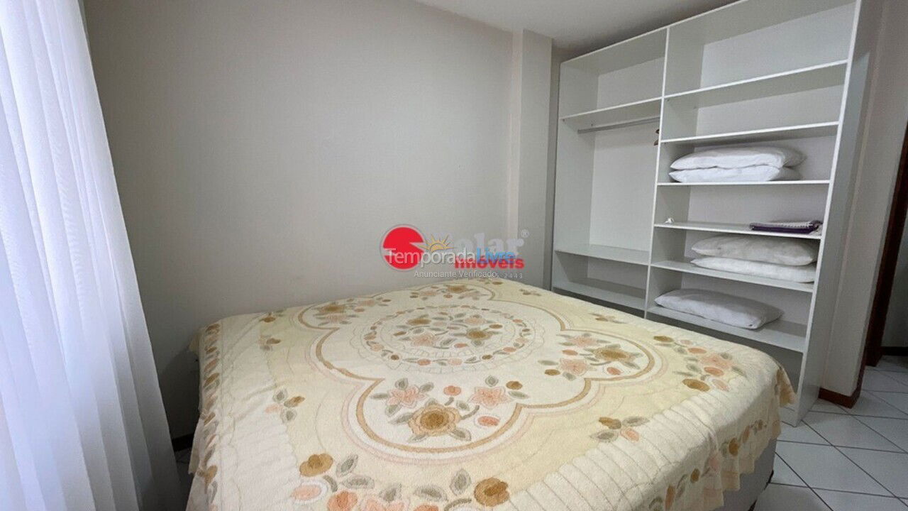 Apartment for vacation rental in Itapema (Meia Praia)