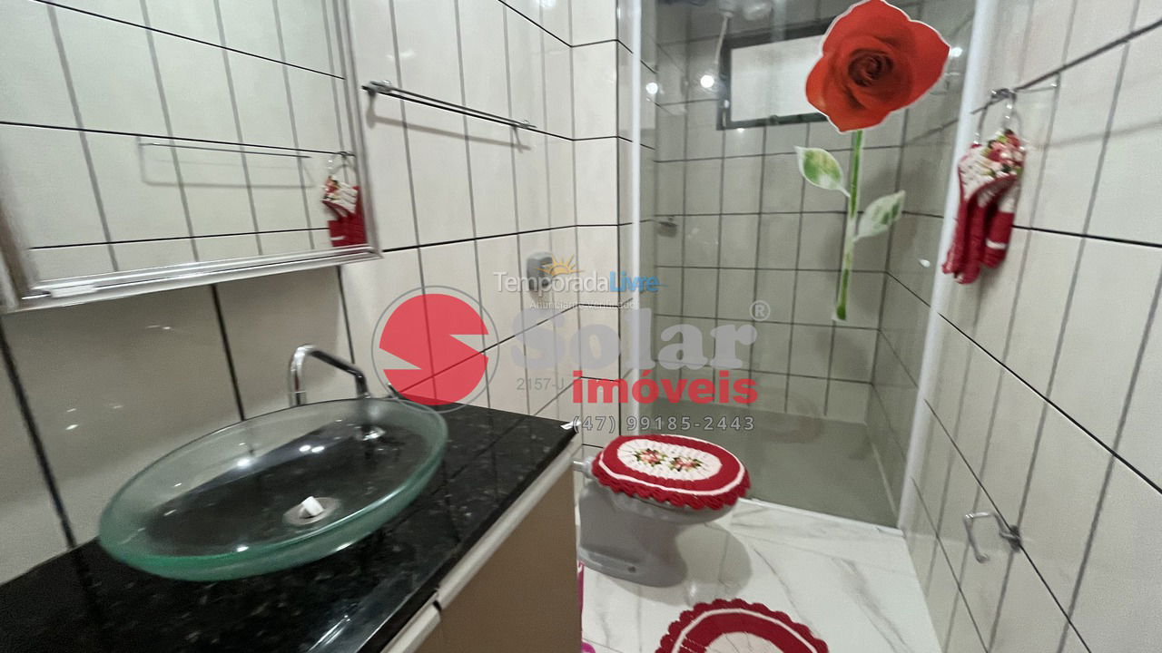 Apartamento para aluguel de temporada em Itapema (Meia Praia)