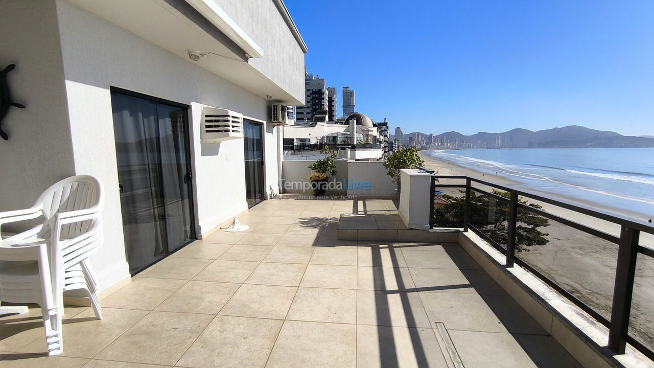 Casa para aluguel de temporada em Itapema (Meia Praia)