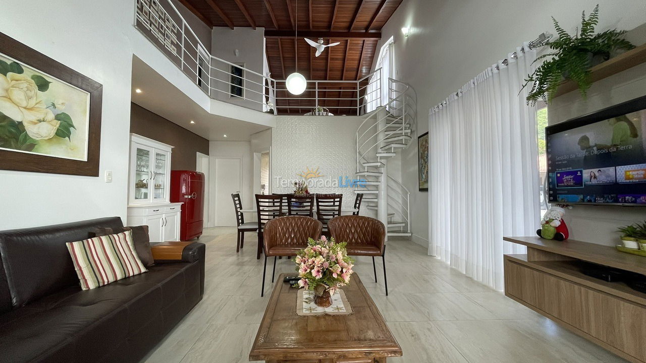 House for vacation rental in Florianopolis (Canasjurê)
