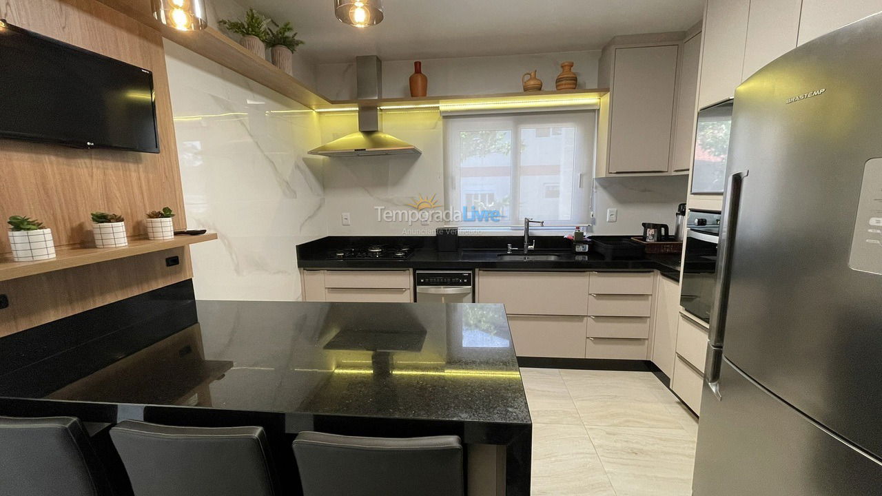 House for vacation rental in Florianopolis (Canasjurê)
