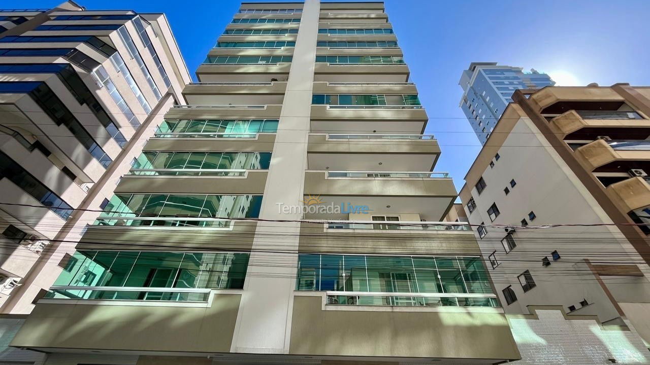 Apartamento para alquiler de vacaciones em Itapema (Meia Praia)