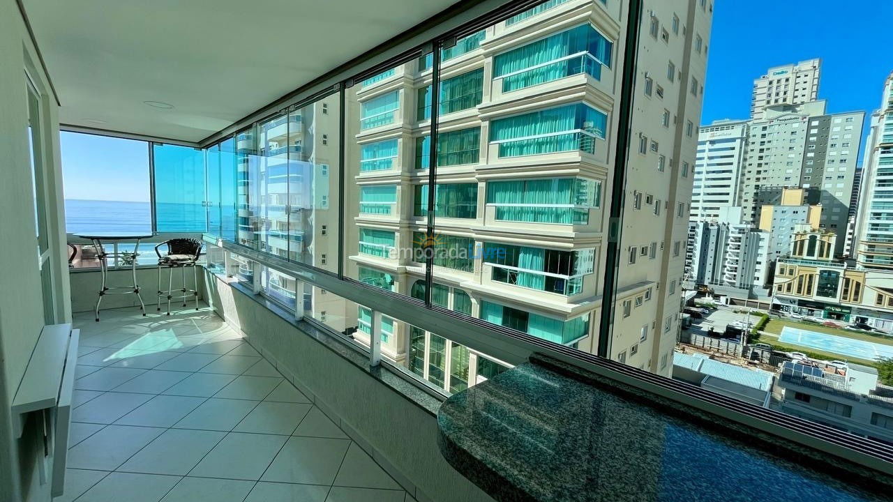 Apartamento para alquiler de vacaciones em Itapema (Meia Praia)