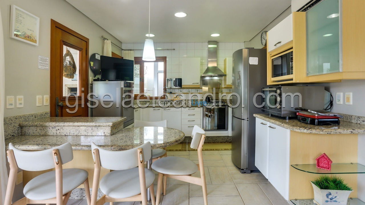 Casa para alquiler de vacaciones em Florianopolis (Jurerê Internacional)
