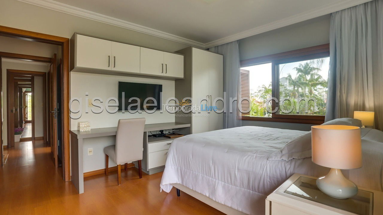Casa para alquiler de vacaciones em Florianopolis (Jurerê Internacional)