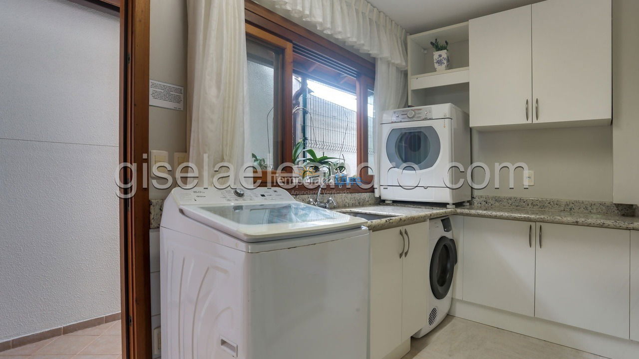Casa para alquiler de vacaciones em Florianopolis (Jurerê Internacional)