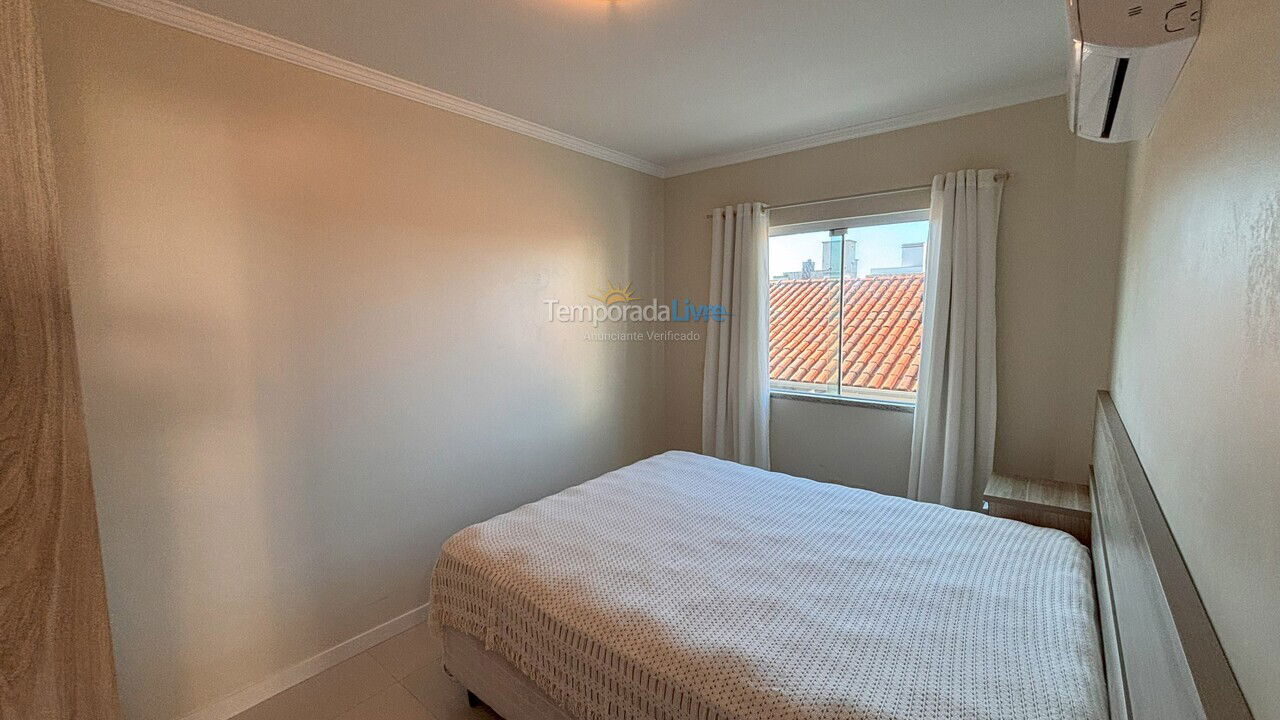 Apartamento para alquiler de vacaciones em Bombinhas (Praia de Bombas)