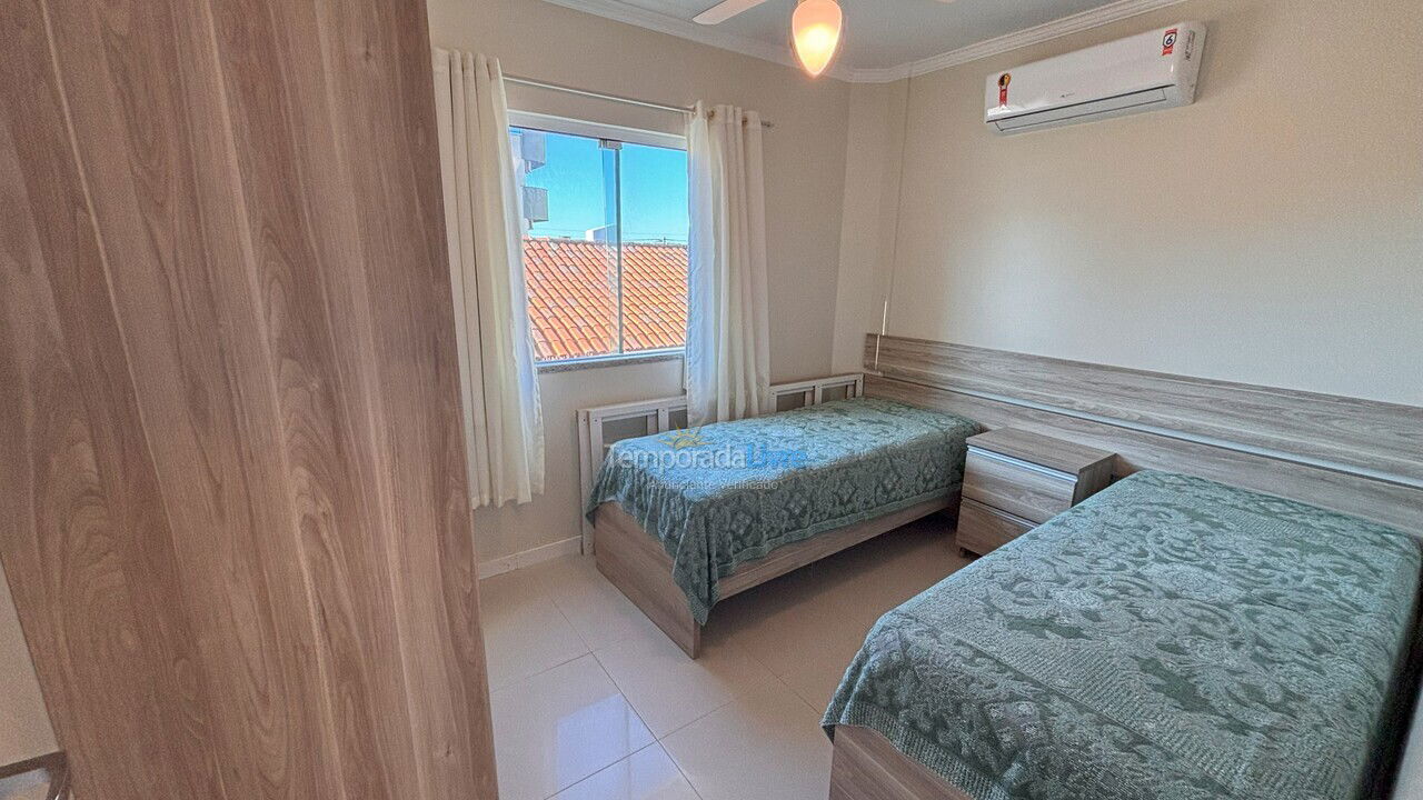 Apartamento para alquiler de vacaciones em Bombinhas (Praia de Bombas)