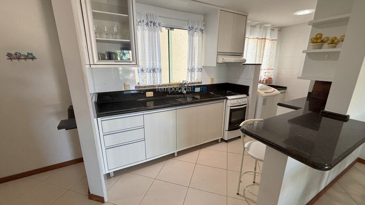 Apartamento para alquiler de vacaciones em Bombinhas (Praia de Bombas)