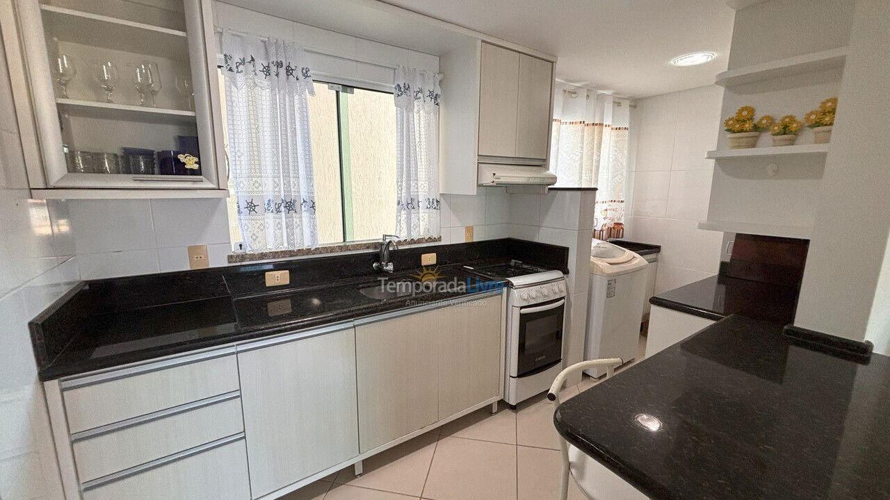 Apartamento para alquiler de vacaciones em Bombinhas (Praia de Bombas)