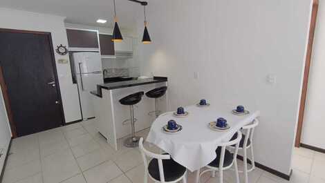 Apartamento 130 Metros da Praia de Bombas.