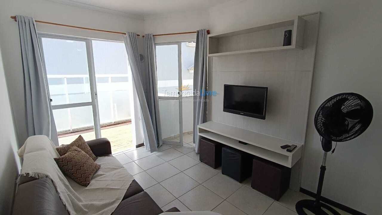 Apartamento para aluguel de temporada em Bombinhas (Praia de Bombas)