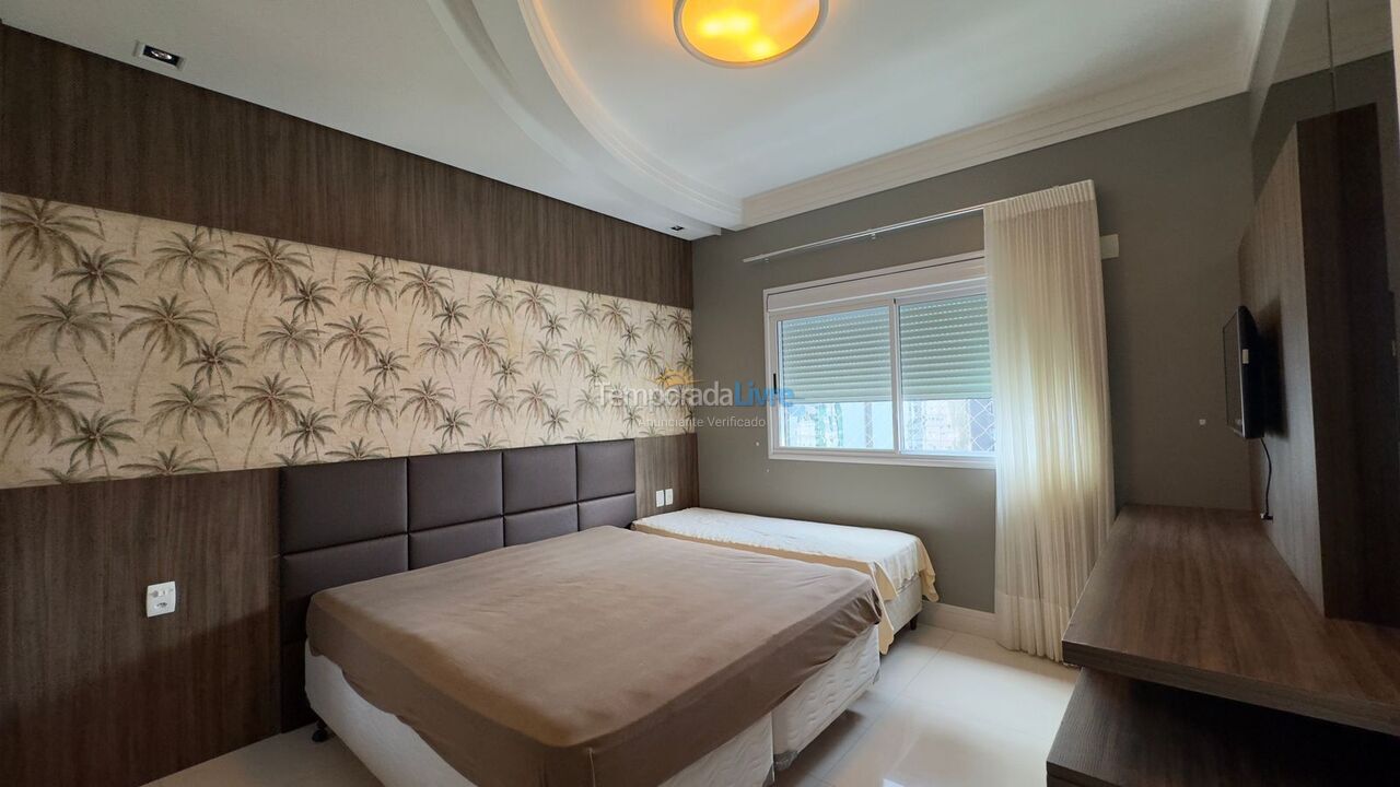 Apartamento para alquiler de vacaciones em Itapema (Meia Praia)