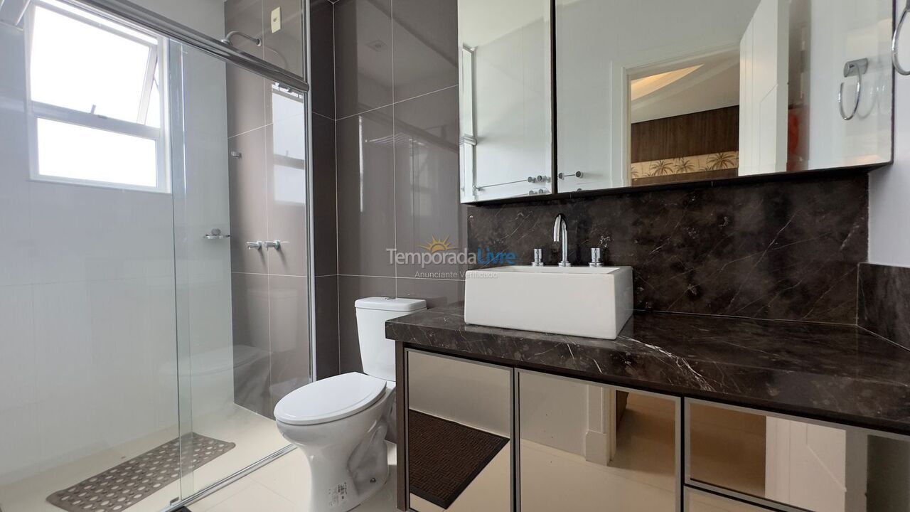 Apartamento para alquiler de vacaciones em Itapema (Meia Praia)