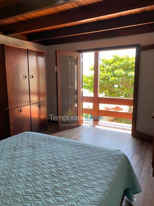 Casa para aluguel de temporada em Bombinhas (Praia de Bombinhas)