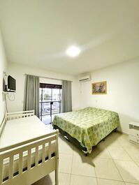 BEAUTIFUL HOUSE FOR 12 PEOPLE