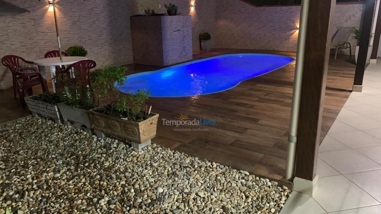 House for vacation rental in Bombinhas (Mariscal)