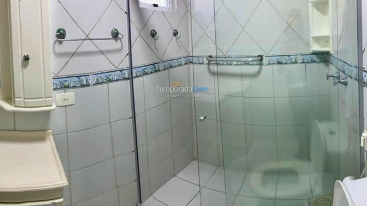 Casa para aluguel de temporada em Bombinhas (Praia de Bombas)