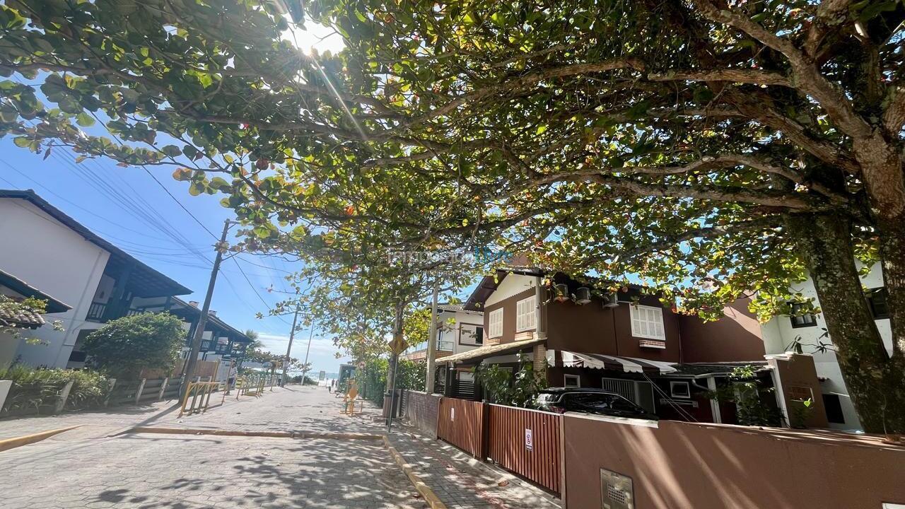 House for vacation rental in Bombinhas (Praia de Bombas)