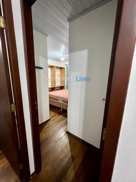 House for vacation rental in Bombinhas (Praia de Bombas)
