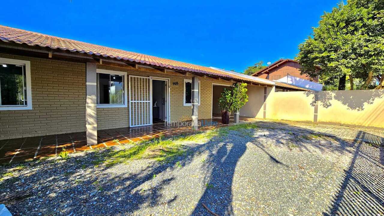 House for vacation rental in Bombinhas (Mariscal)