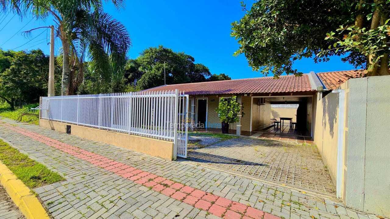House for vacation rental in Bombinhas (Mariscal)