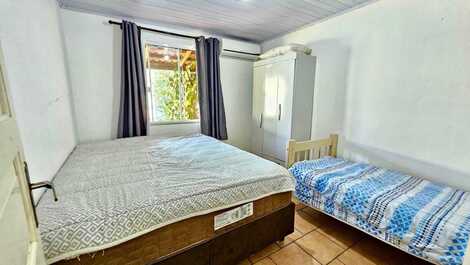 House with pool sleeps 12 people 600 meters from the sea in Mariscal