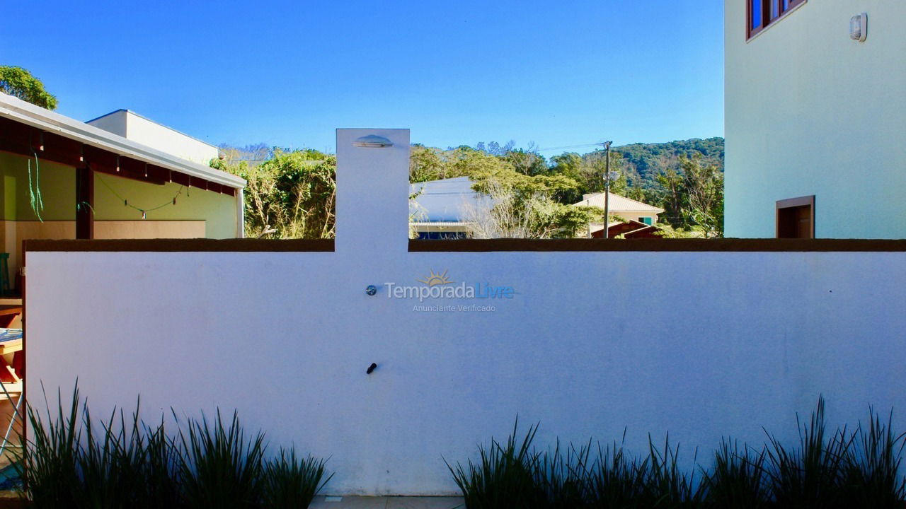 Casa para aluguel de temporada em Bombinhas (Mariscal)