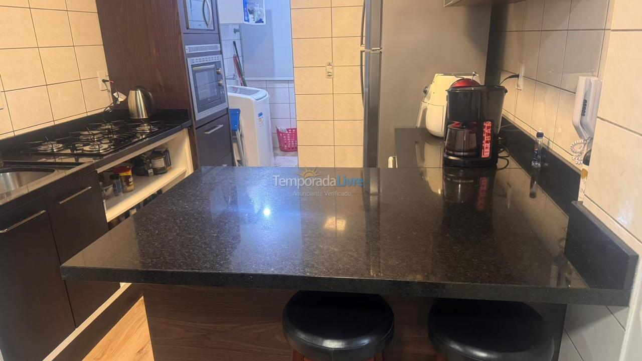 Apartamento para aluguel de temporada em Itapema (Meia Praia)