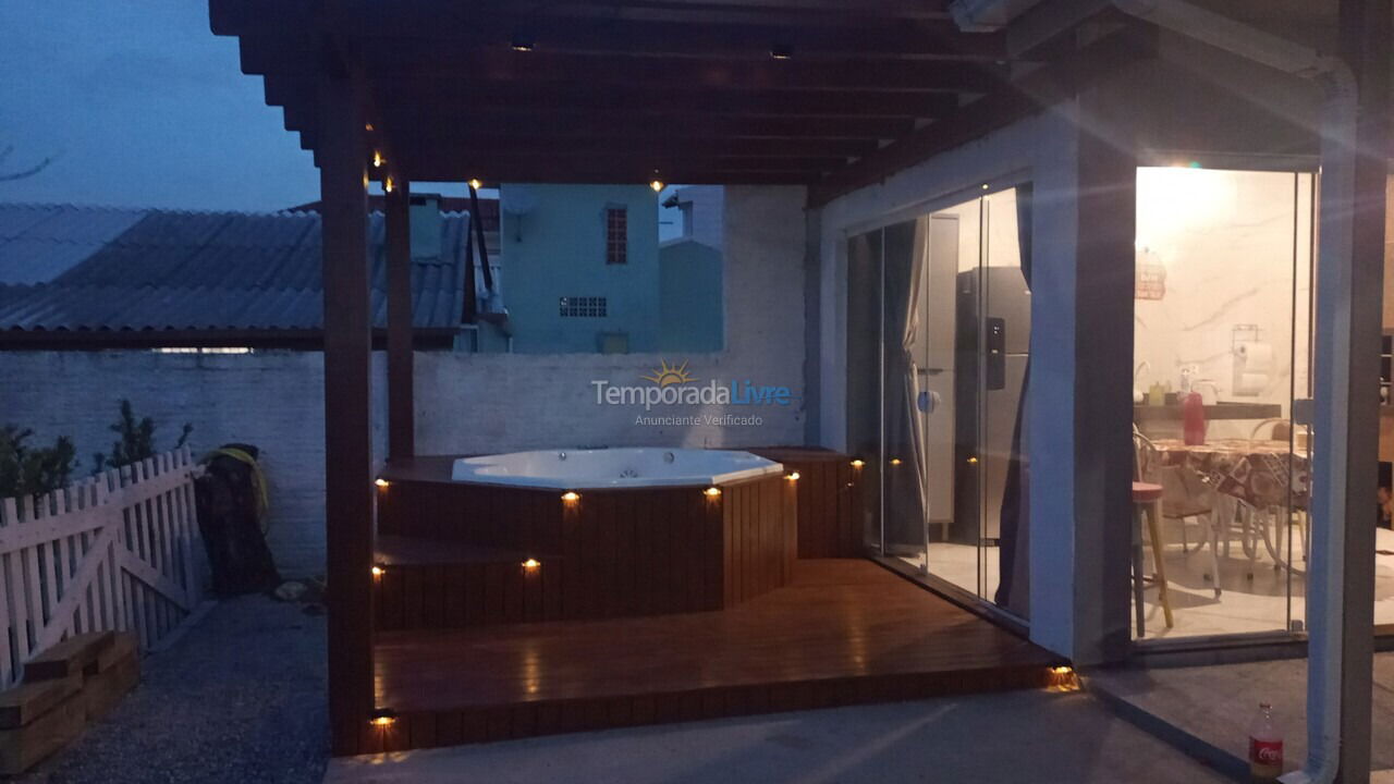 Casa para alquiler de vacaciones em Palhoça (Pinheira Mar Aberto)