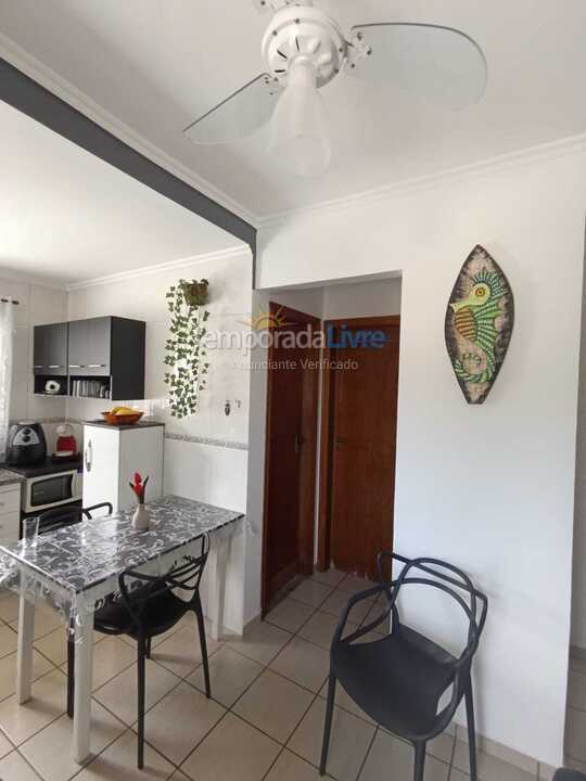 Apartamento para alquiler de vacaciones em Ubatuba (Praia das Toninhas)