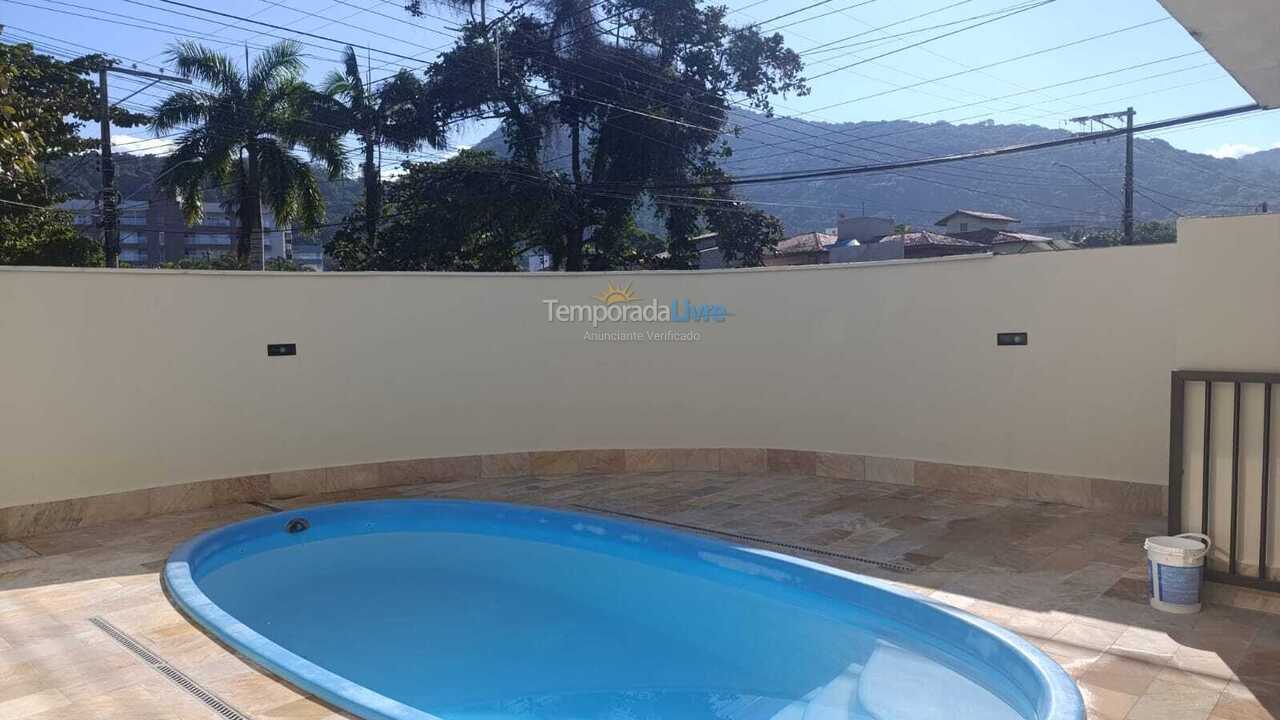 Apartamento para alquiler de vacaciones em Ubatuba (Praia das Toninhas)