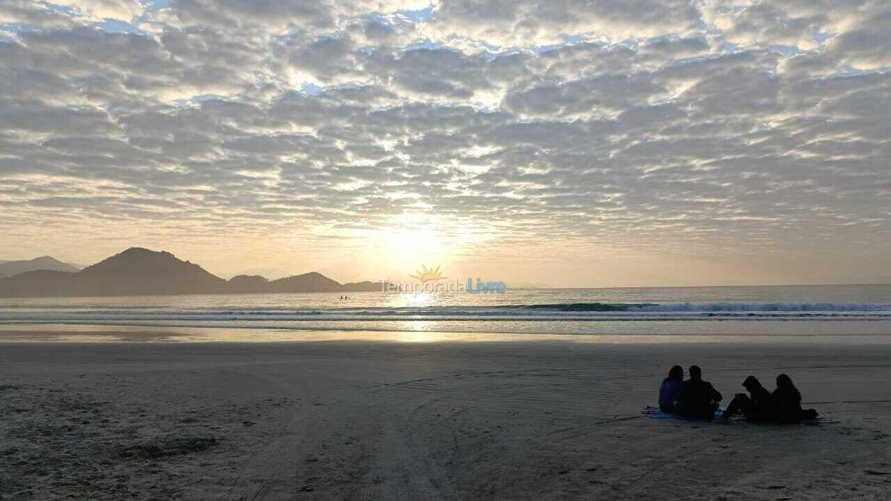 Apartamento para alquiler de vacaciones em Ubatuba (Praia das Toninhas)