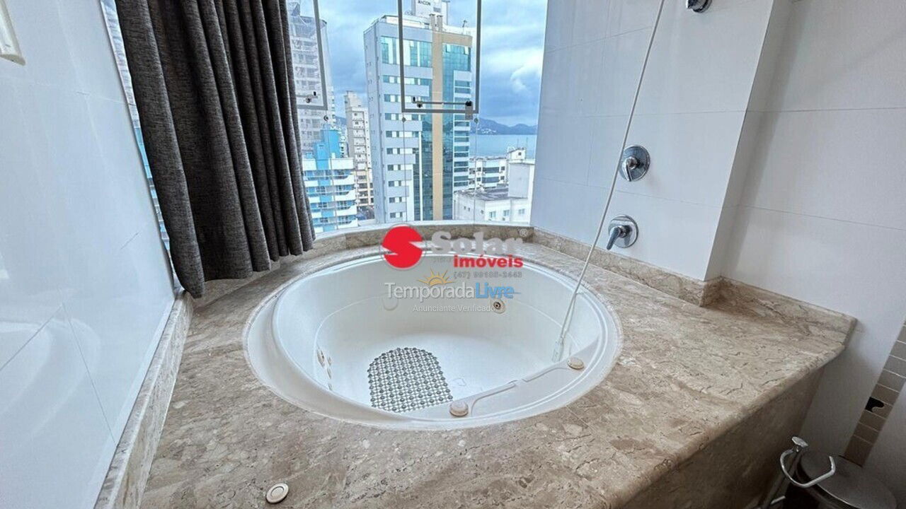 Apartamento para aluguel de temporada em Itapema (Meia Praia)