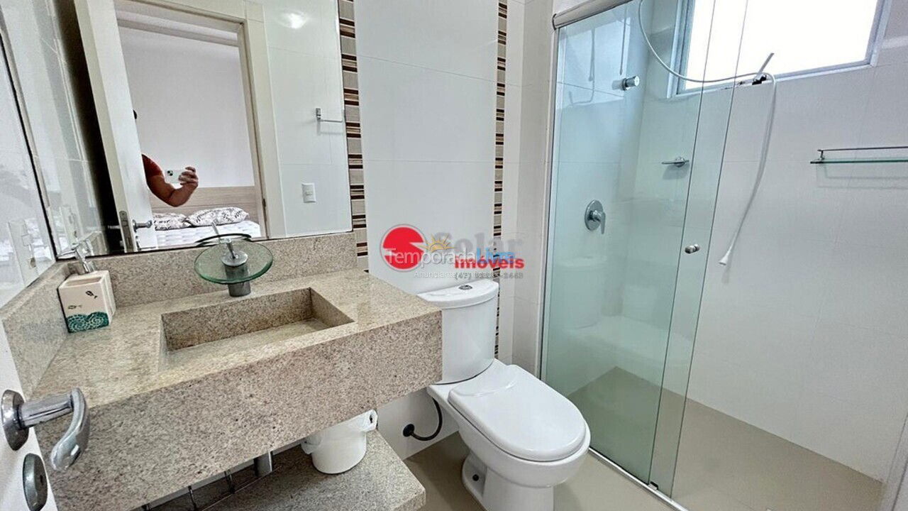 Apartamento para aluguel de temporada em Itapema (Meia Praia)
