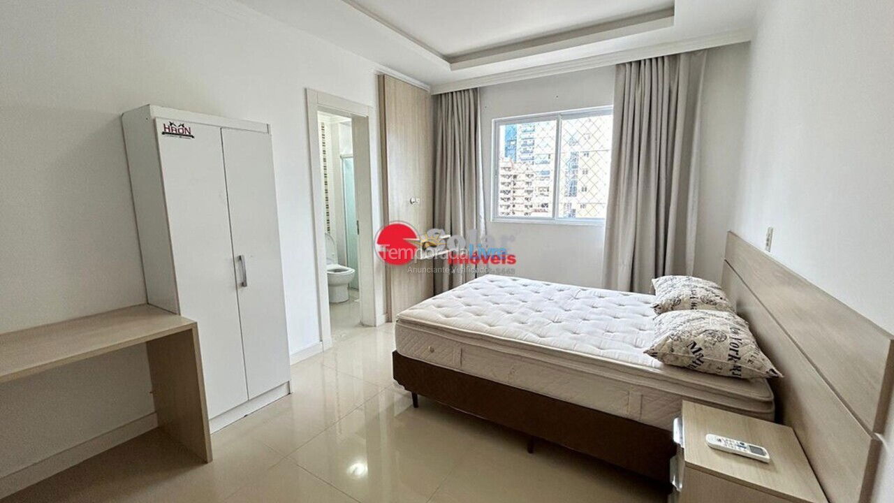 Apartamento para aluguel de temporada em Itapema (Meia Praia)