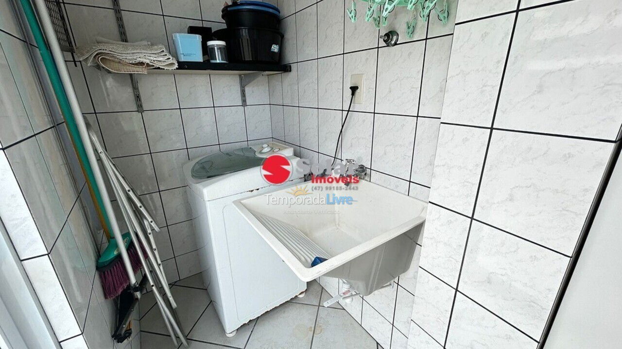 Apartment for vacation rental in Itapema (Meia Praia)