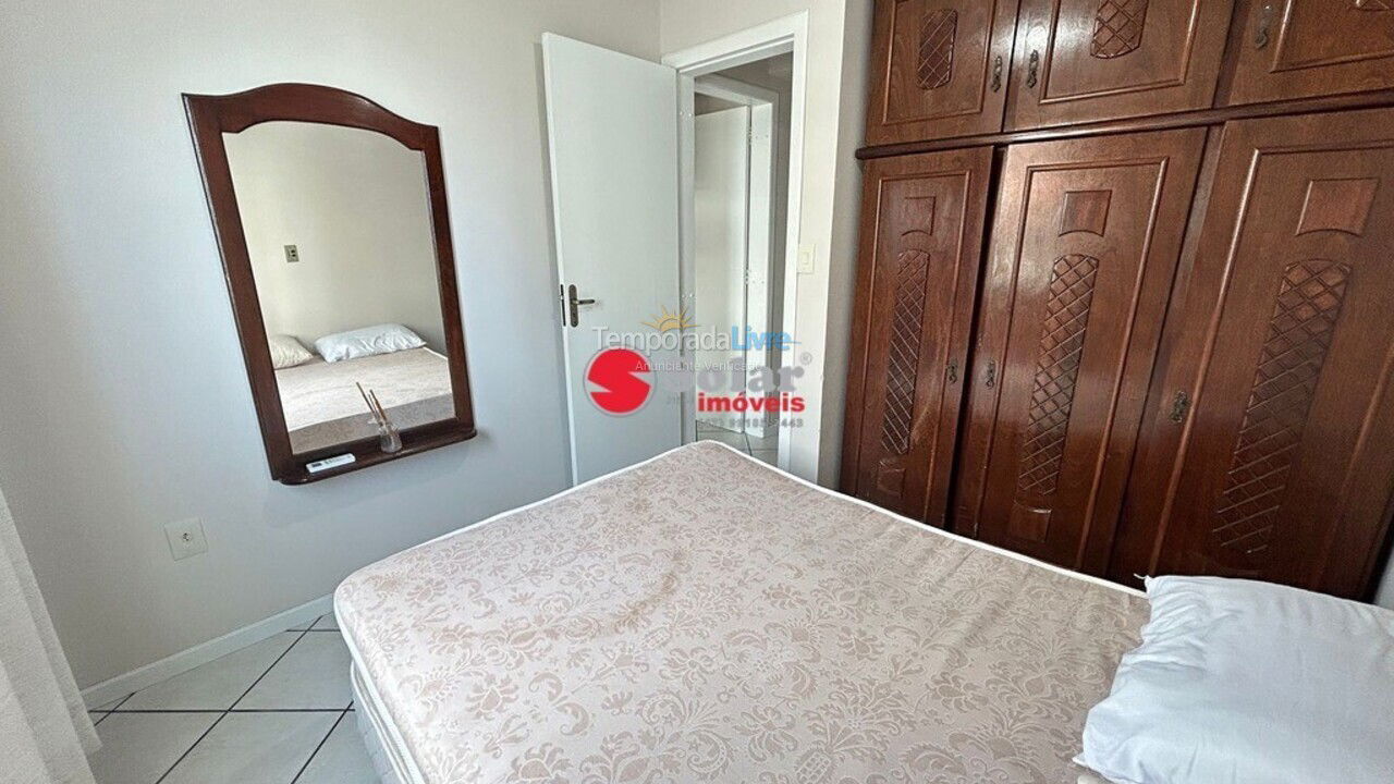 Apartment for vacation rental in Itapema (Meia Praia)