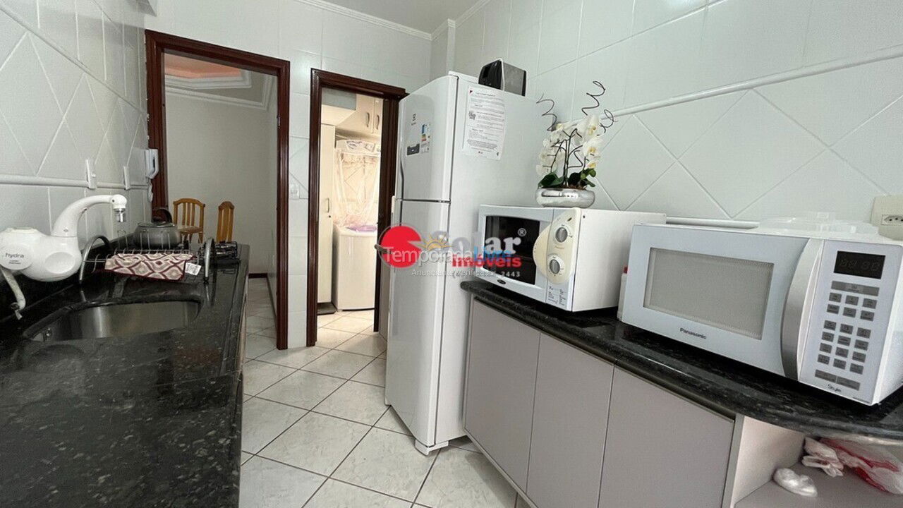 Apartamento para aluguel de temporada em Itapema (Meia Praia)