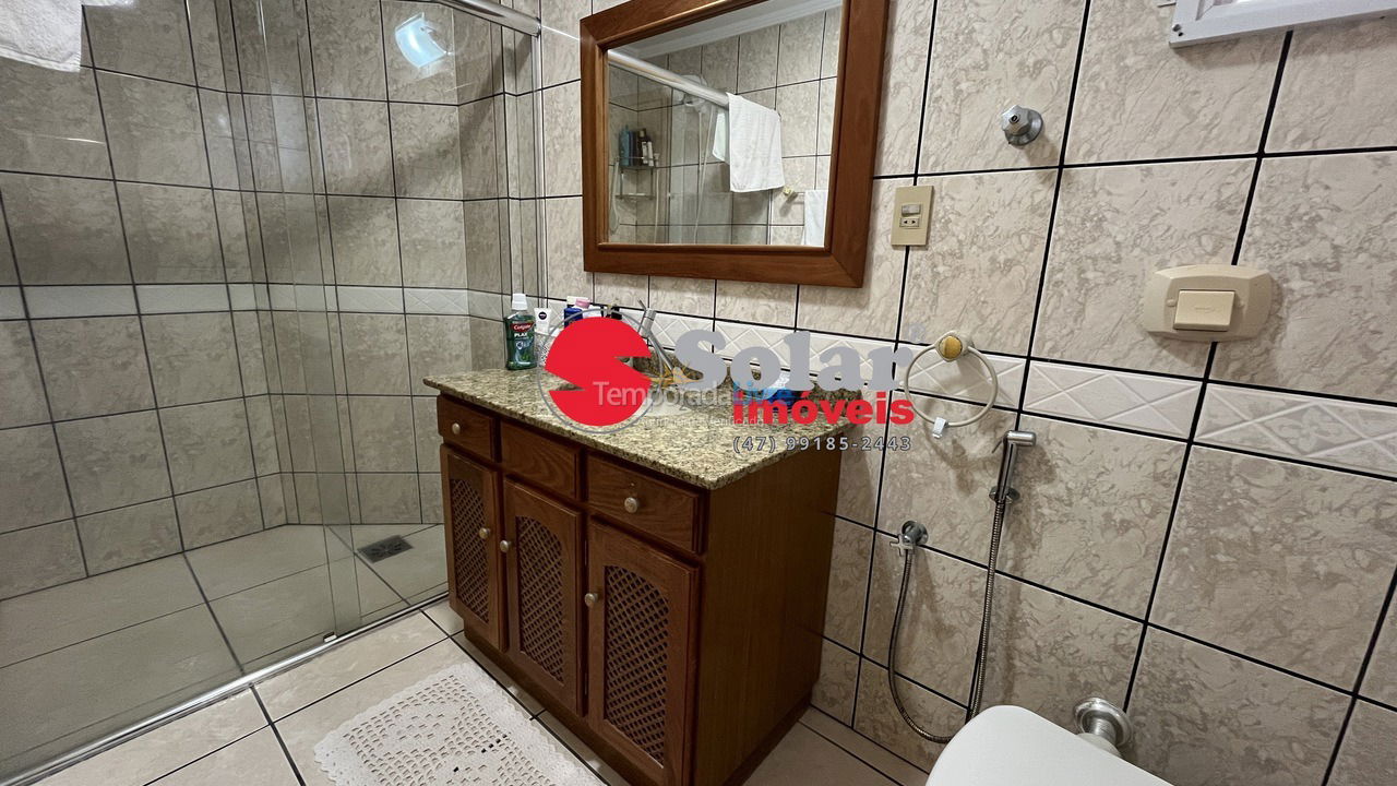 Apartamento para alquiler de vacaciones em Itapema (Meia Praia)