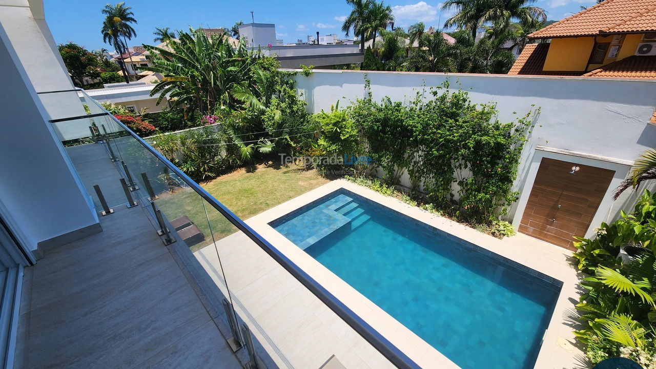 Casa para alquiler de vacaciones em Florianopolis (Jurerê Internacional)