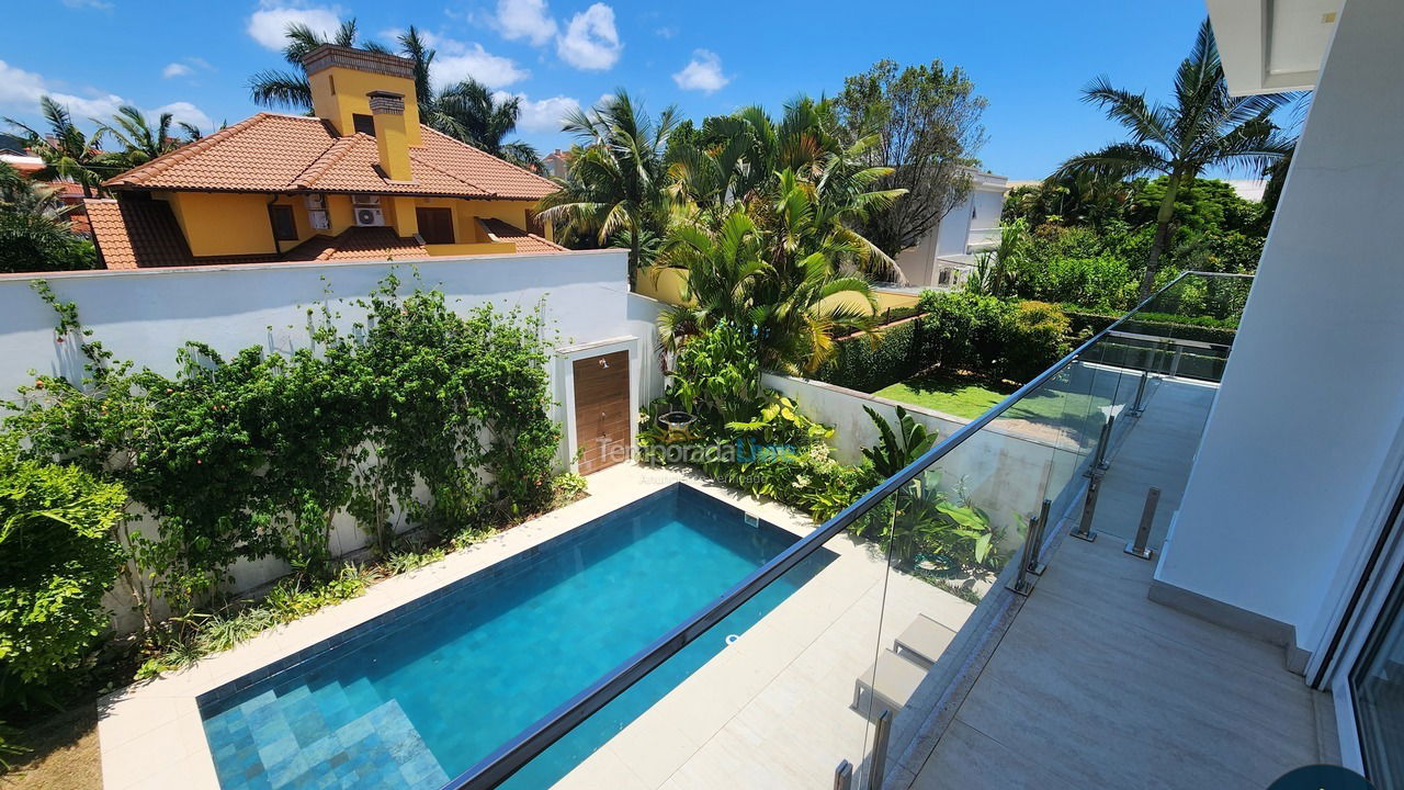 Casa para alquiler de vacaciones em Florianopolis (Jurerê Internacional)