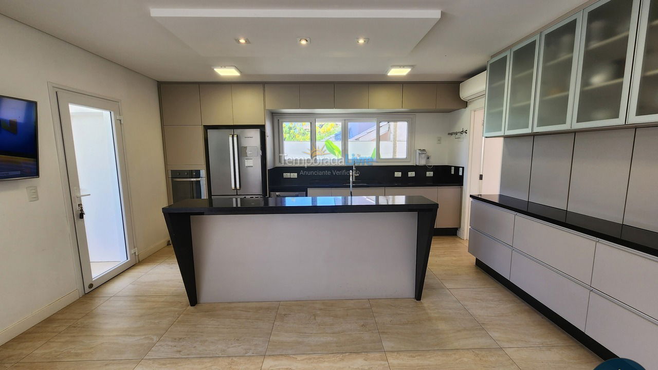 Casa para alquiler de vacaciones em Florianopolis (Jurerê Internacional)