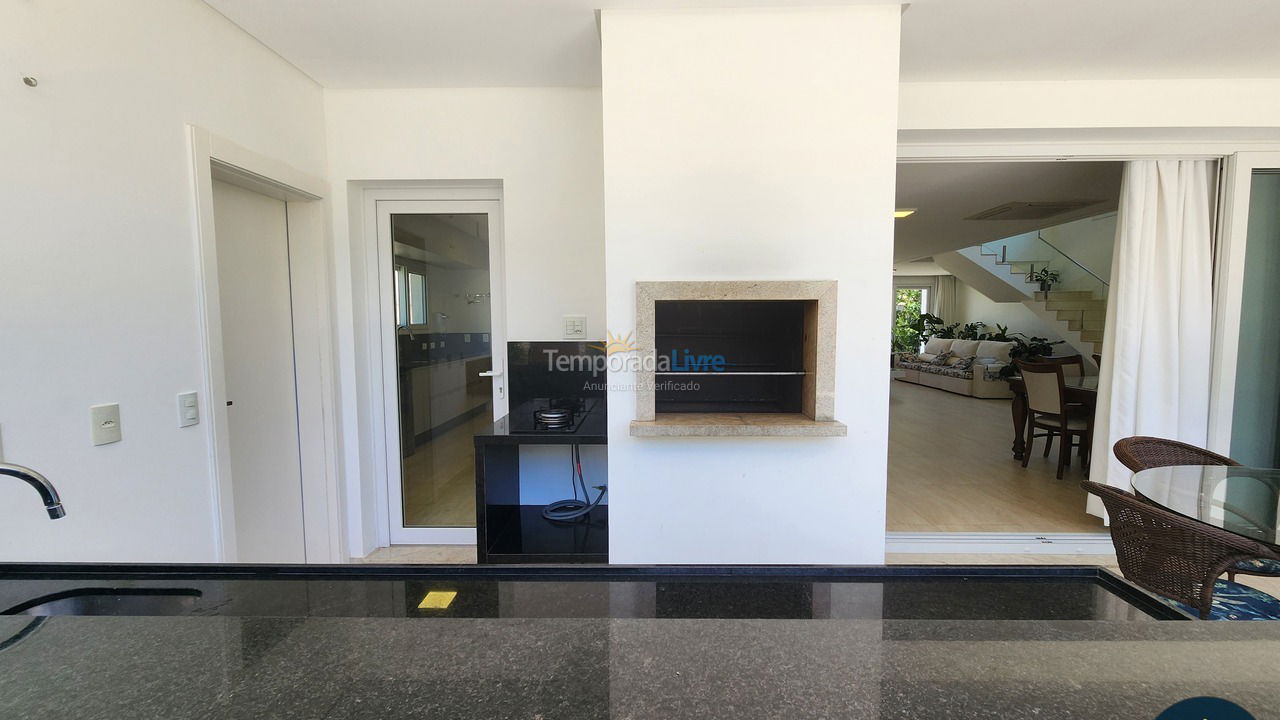 Casa para alquiler de vacaciones em Florianopolis (Jurerê Internacional)
