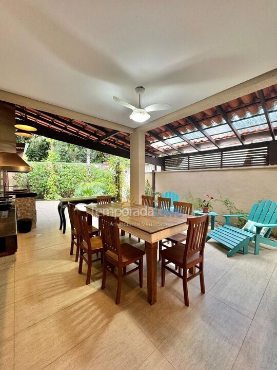 House for vacation rental in São Sebastião (Praia da Baleia)