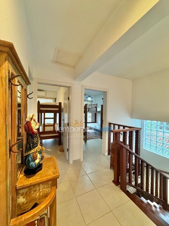 House for vacation rental in São Sebastião (Praia da Baleia)