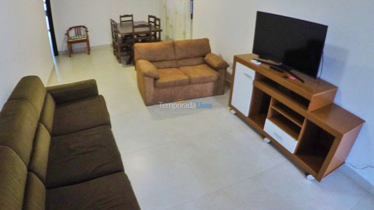 Casa para aluguel de temporada em Guarapari (Enseada Azul)