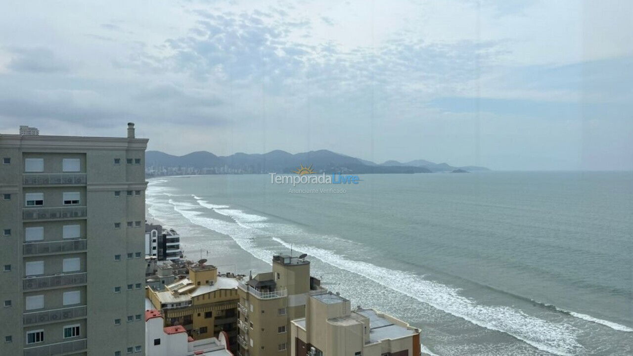 Apartment for vacation rental in Itapema (Meia Praia Quadra do Mar)