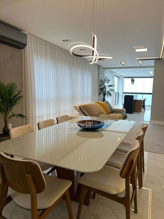 Apartment for vacation rental in Itapema (Meia Praia Quadra do Mar)