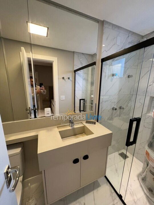 Apartment for vacation rental in Itapema (Meia Praia Quadra do Mar)